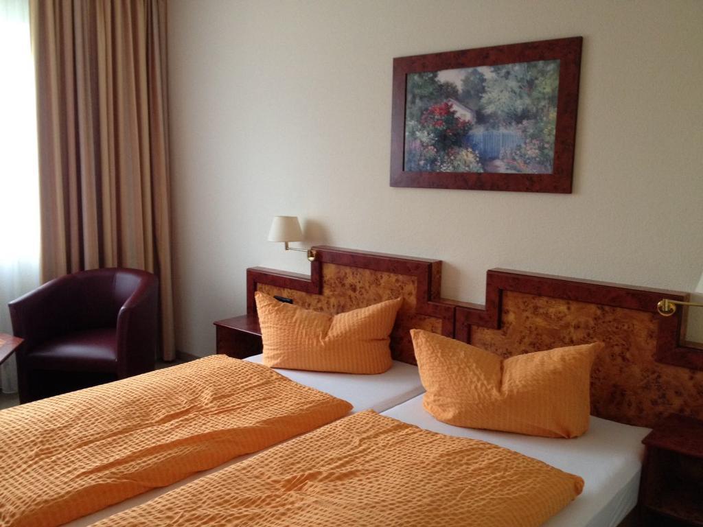 Landhotel Trampe Buitenkant foto