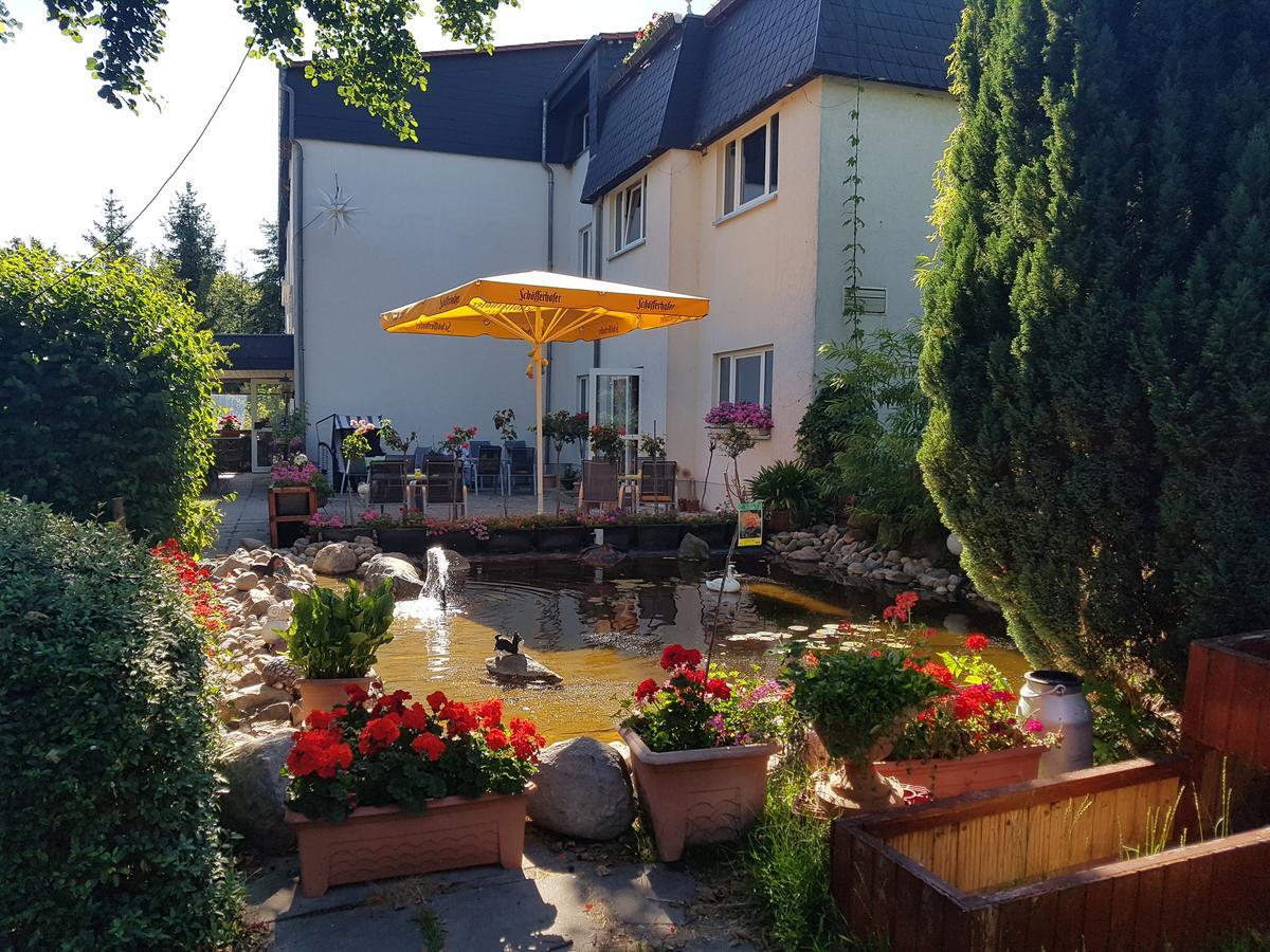 Landhotel Trampe Buitenkant foto
